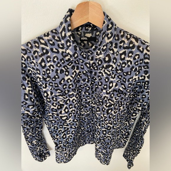 BDG Leopard Print Button Down Shirt - Picture 16 of 16